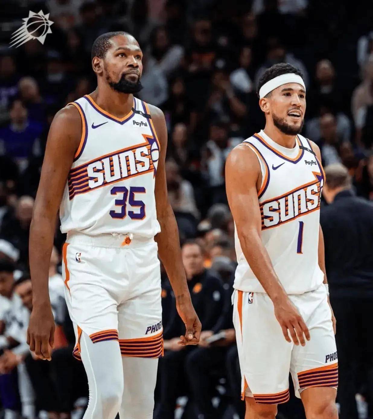 美国男篮完胜雷霆，布克一己之力扛起全队