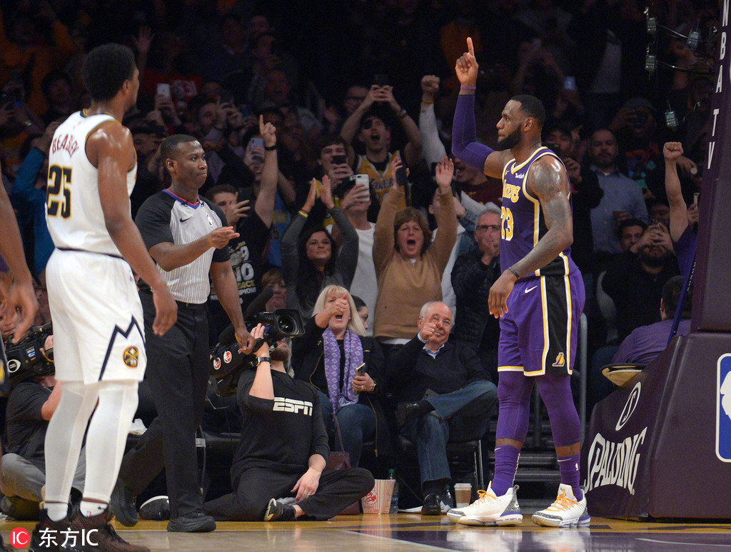 关于湖人翻盘爵士，哈里斯一己之力扛起全队的信息