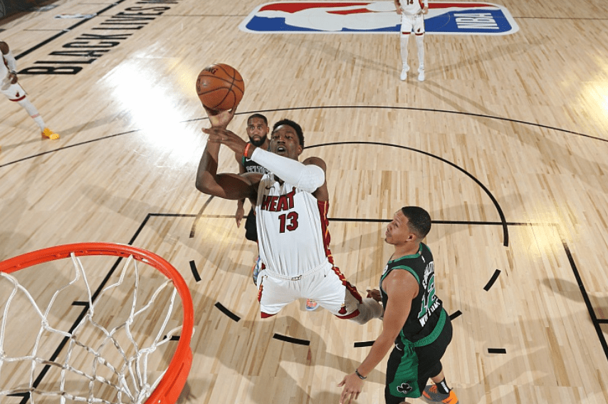 德国男篮翻盘凯尔特人B队，哈里斯三分雨点燃全场