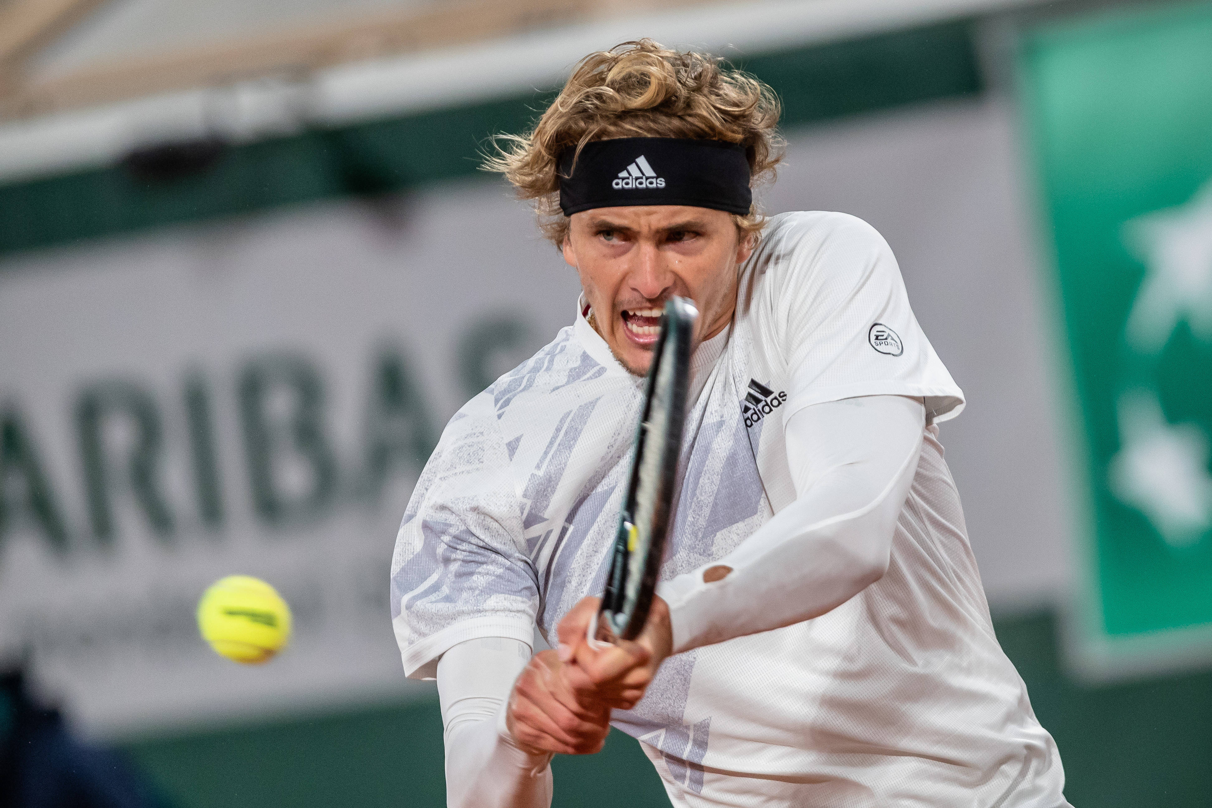 法国网球队碾压世界网球队，兹维列夫完成帽子戏法的简单介绍