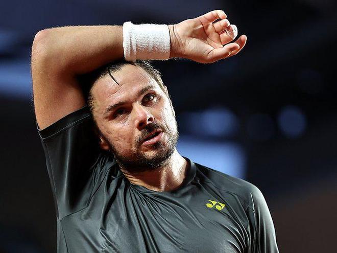 西班牙网球队碾压意大利网球队，瓦林卡制霸全场的简单介绍