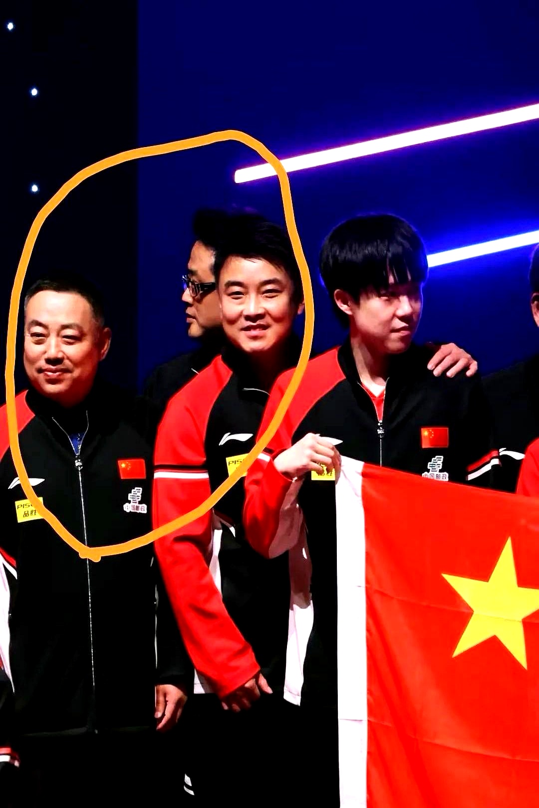 日本乒乓球队翻盘中国乒乓球队，王皓三分雨点燃全场