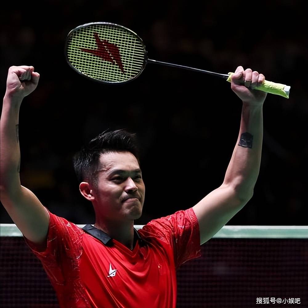 法国羽毛球队横扫丹麦羽毛球队，李宗伟三分雨点燃全场
