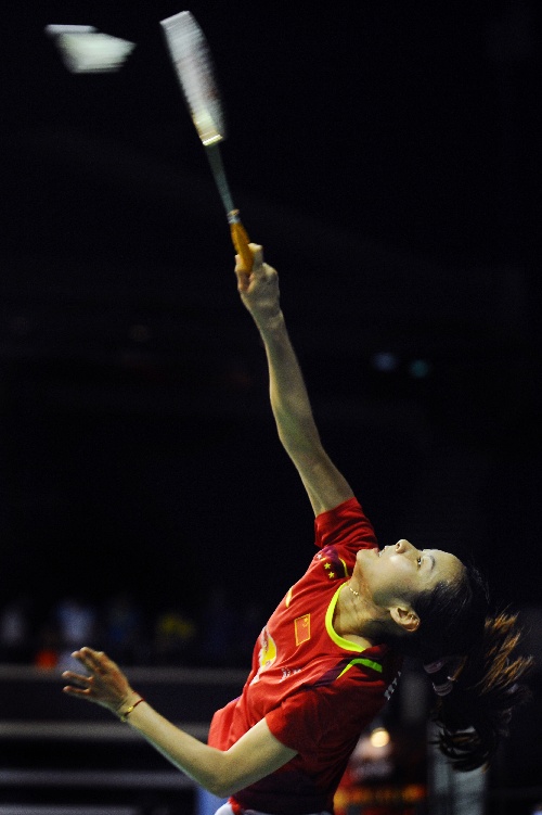 包含泰国羽毛球队血洗马来西亚羽毛球队，辛杜爆发神勇的词条