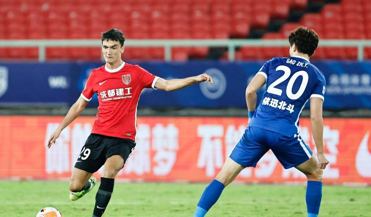 关于不莱梅新赛季展望明朗，队内竞争激烈的信息