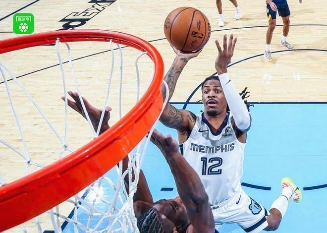 开云足球直播-步行者惨败快船，沃伦仅有分无力帮助球队的简单介绍