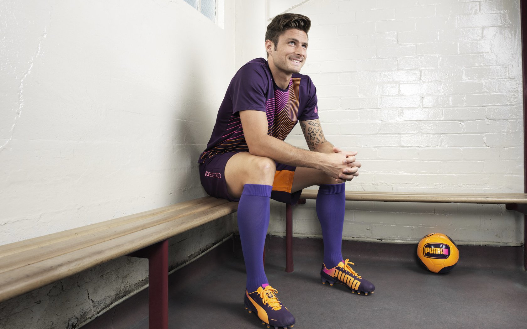 奥斯梅恩的爆发,哥伦比亚与加纳的巅峰对决,一场定义传奇的胜利