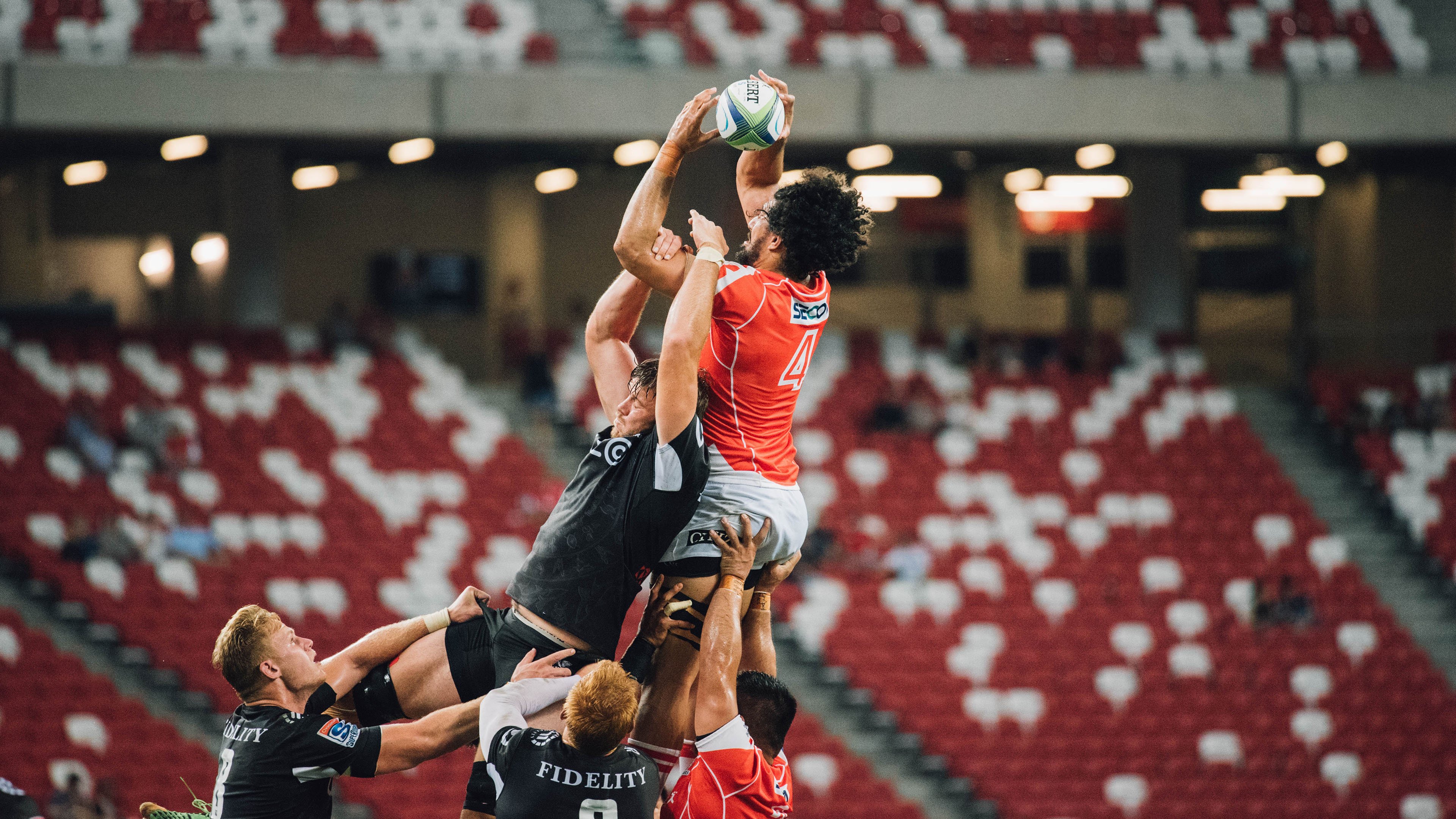 范弗利特在焦点战证明自己，篮网完胜勇士